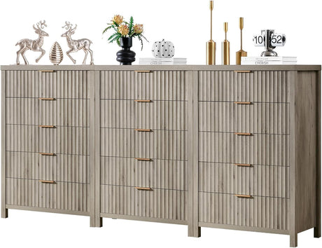 Wooden Fluted 5-Drawer Chest with Curved Silhouette Design