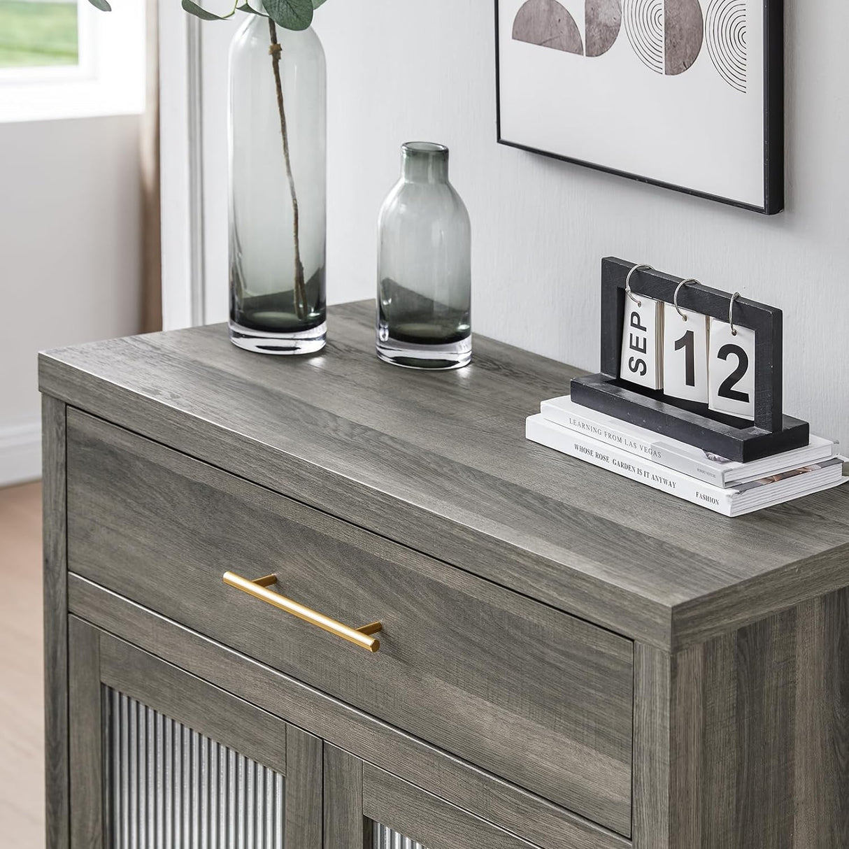 Fluted Reeded Glass Double Doors Wooden Sideboard with a Drawer