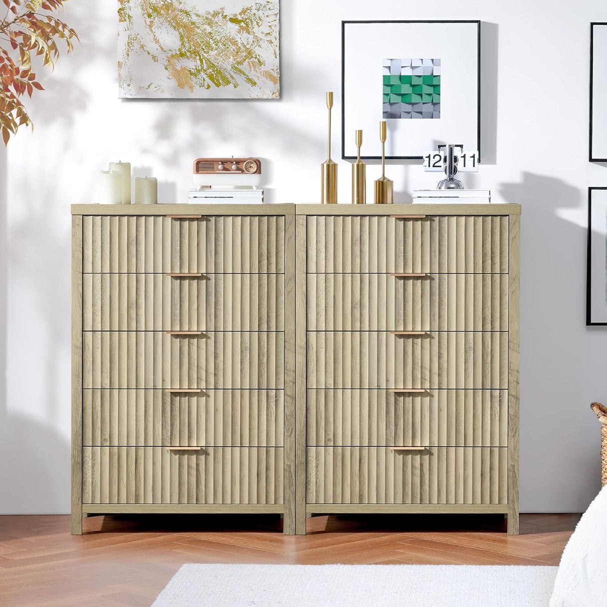 Wooden Fluted 5-Drawer Chest with Curved Silhouette Design